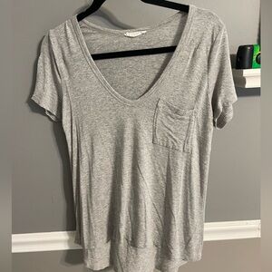 V neck top